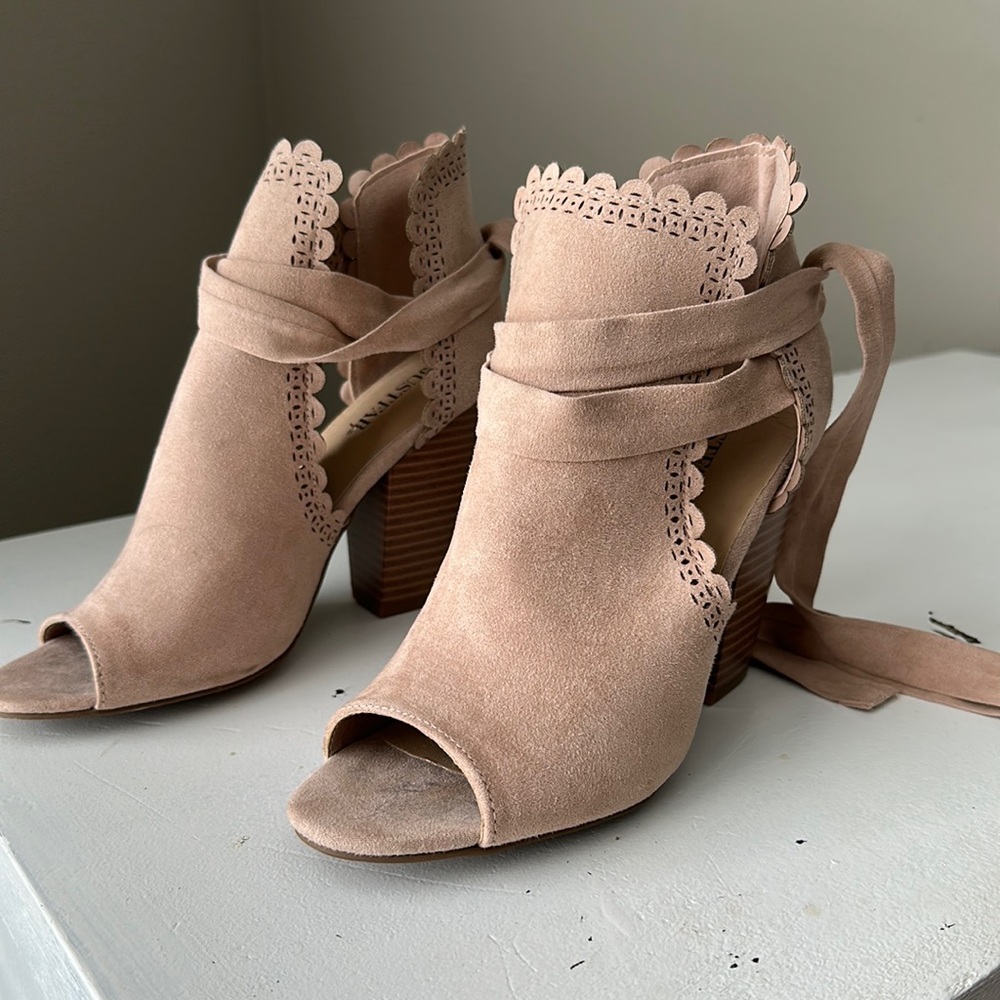 Never worn